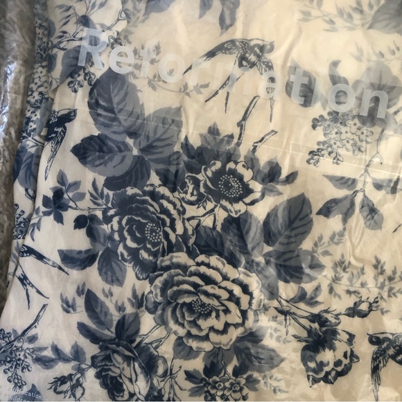 Reformation Rosi Dress - Pompadour - Picture 6 of 10